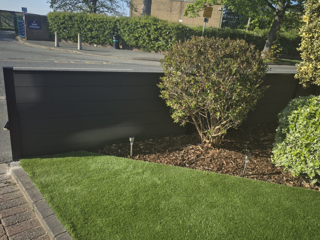 Image #1 from Darren Vasey