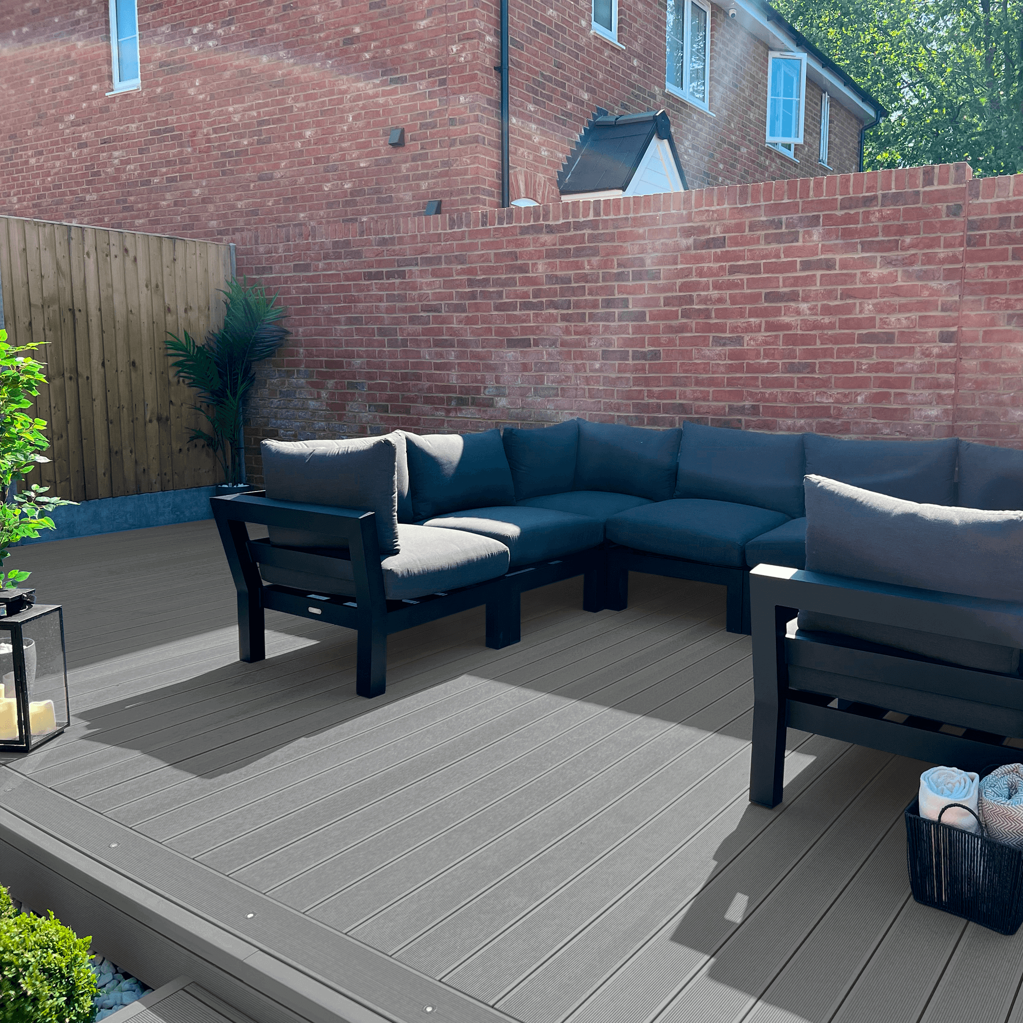 outdoor sitting area made using composite decking