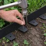 garden.edging.black.metal.installation
